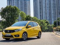 Honda Việt Nam hỗ trợ 100% lệ phí trước bạ cho khách mua Civic, HR-V, Brio