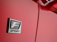 Lexus F là gì? Tại sao hãng xe sang Nhật Bản lại chọn ký tự này
