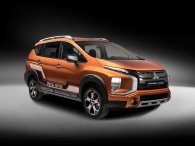 Sau Mitsubishi Xpander, đến Cross cũng có thêm bản đặc biệt, tăng trang bị, giá không đổi
