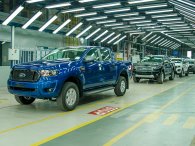 Xe bán tải tháng 11/2021: Giảm gần 500 xe nhưng Ford Ranger vẫn bỏ xa các đối thủ