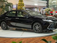 Chi tiết Toyota Camry 2.0Q 2022 vừa về đại lý, phiên bản mới nhiều tiện nghi đáng giá