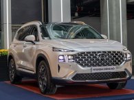 Hyundai Santa Fe 2022 lặng lẽ cập bến đại lý: Thêm tính năng, tăng giá bán