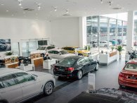 Ưu đãi phí trước bạ tạo đà cho thị trường ô tô, tháng 12 doanh số cao nhất năm