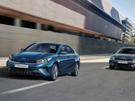 Phân khúc sedan hạng C năm 2021: KIA K3 “gánh team”, Honda Civic đội sổ