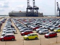 Ô tô nhập khẩu đổ về Việt Nam tăng đột biến trong tháng 3