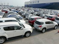 Việt Nam nhập khẩu hơn 10 nghìn ô tô trong tháng 3, lượng xe từ Trung Quốc giảm mạnh