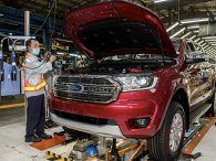 Đối thủ khan hàng, Ford Ranger 'một mình, một ngựa' trong phân khúc