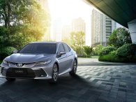 Toyota Camry độc chiếm ngai vàng phân khúc sedan tầm giá 1 tỷ đồng nửa đầu năm 2022