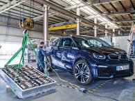 Những cách chăm sóc ô tô điện mùa mưa đơn giản giúp kéo dài tuổi thọ của xe