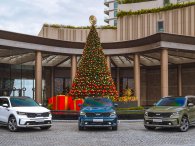KIA Sorento Hybrid và Plug-in Hybrid chính thức ra mắt khách Việt, giá từ 1,4 tỷ đồng KIA Sorento Hybrid và Plug-in Hybrid chính thức ra mắt khách Việt, giá từ 1,4 tỷ đồng