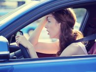 Tổng hợp những lỗi phổ biến nhất của phụ nữ khi lái xe ô tô