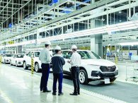 Chính thức thông qua đề xuất giảm 50% phí trước bạ đối với ô tô lắp ráp trong nước