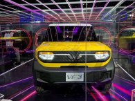 'Soi' chi tiết mẫu xe điện cỡ nhỏ VinFast VF 3 tại lễ ra mắt chính thức 'Soi' chi tiết mẫu xe điện cỡ nhỏ VinFast VF 3 tại lễ ra mắt chính thức