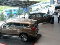 Doanh số xe du lịch của các hãng giảm mạnh so với cùng kỳ năm 2022