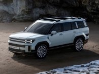 Hyundai Santa Fe thế hệ mới lộ diện với hình hài khác lạ, Toyota Fortuner có bị làm khó?