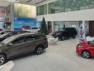 Đại lý Toyota giảm bớt khuyến mại sau ưu đãi 50% phí trước bạ từ Chính phủ