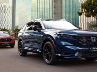 Chính sách bán xe Honda CR-V hybrid trái chiều giữa 2 miền Nam - Bắc: Nơi tặng quà - nơi 'kèm lạc' Chính sách bán xe Honda CR-V hybrid trái chiều giữa 2 miền Nam - Bắc: Nơi tặng quà - nơi 'kèm lạc'