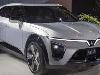 VinFast VF 7 'chốt lịch' ra mắt Việt Nam, dự kiến giao xe ngay đầu năm 2024