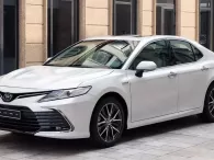 Toyota Camry giảm nhiệt, doanh số KIA K5 và Honda Accord bật tăng