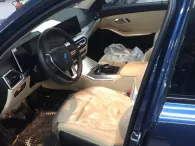 BMW 320i Sport Line 2023 chưa bóc hết nilon nội thất đã lên sàn xe cũ bán lỗ cả trăm triệu