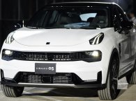 Lynk & Co 05 tại Việt Nam có giá 1,599 tỷ đồng, nhiều trang bị ngang tầm xe sang