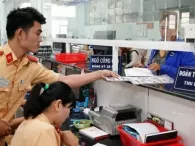 Ngoài giá xe, chủ ô tô cần phải đóng những khoản thuế nào để đủ điều kiện lăn bánh trên đường?