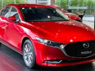 Doanh số sedan cỡ C giảm theo 'trend', Mazda3 vững vàng ngôi vương