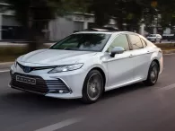Chỉ bán được 81 xe nhưng Toyota Camry vẫn chiếm tới gần 64% thị phần phân khúc sedan cỡ D tháng 2
