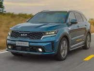 KIA Sorento Hybrid giảm giá niêm yết, nhiều nhất tới 120 triệu đồng