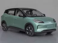 Wuling Bingo tại Việt Nam có 5 phiên bản, cung cấp cả tùy chọn cho nhu cầu chạy dịch vụ