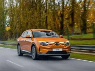 VinFast tăng trưởng 92% với gần 21.800 ô tô điện bán ra trong 6 tháng