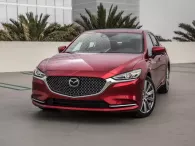 Mazda 6 tại Việt Nam vẫn đủ 3 phiên bản, giá bán rẻ nhất phân khúc