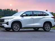 Mẫu xe hybrid nào bán nhiều nhất Việt Nam nửa đầu 2024?