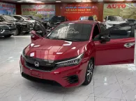 Bán xe tháng 'cô hồn', nên hay không?