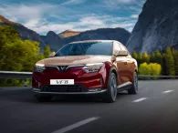 VinFast VF 8 LUX được đổi tên mới