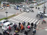 Kỹ năng lái xe an toàn khi di chuyển qua ngã tư