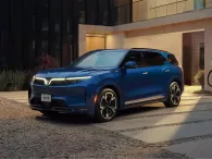 VinFast VF 9 xả hàng giá sốc, giảm chạm ngưỡng gần 700 triệu đồng VinFast VF 9 xả hàng giá sốc, giảm chạm ngưỡng gần 700 triệu đồng