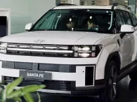 Hyundai Santa Fe giảm giá 60 triệu đồng tại đại lý