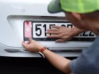 Nguy cơ bị phạt lên đến 8 triệu đồng vì bán xe không thu hồi biển số?
