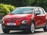 Doanh số VinFast giảm nhẹ, VF 5 trở thành mẫu xe chủ lực