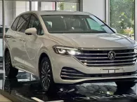 Cả thị trường đua giảm giá, tại sao Volkswagen Viloran lại tăng tới 100 triệu?