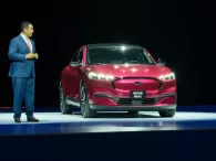 Ford Việt Nam đánh dấu kỷ nguyên mới với mẫu SUV điện đầu tiên - Mustang Mach-E công suất 395 mã lực Ford Việt Nam đánh dấu kỷ nguyên mới với mẫu SUV điện đầu tiên - Mustang Mach-E công suất 395 mã lực