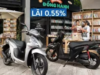 Đón sóng mua sắm hè, Honda tung ưu đãi lớn cho Vision và Wave Alpha Đón sóng mua sắm hè, Honda tung ưu đãi lớn cho Vision và Wave Alpha