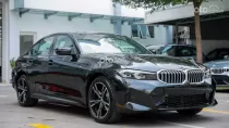 Giá xe BMW 320i 2026 kèm tin khuyến mại tháng 2/2026