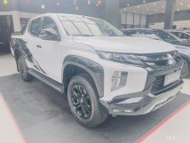Ưu đãi giá sốc với nhiều chương trình khuyến mãi trong tháng, hỗ trợ 50% thuế trước bạ
