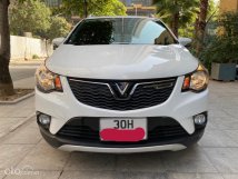Màu trắng giá cạnh tranh