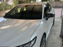 Xe màu trắng, 980 triệu