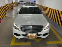 Màu trắng, nội thất kem, chính chủ bán xe gia đình, khách yên tâm mua