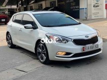 Cerato Hacthback 1.6AT màu trắng nhập 2013 26000km