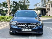 Màu xanh/nội thất kem